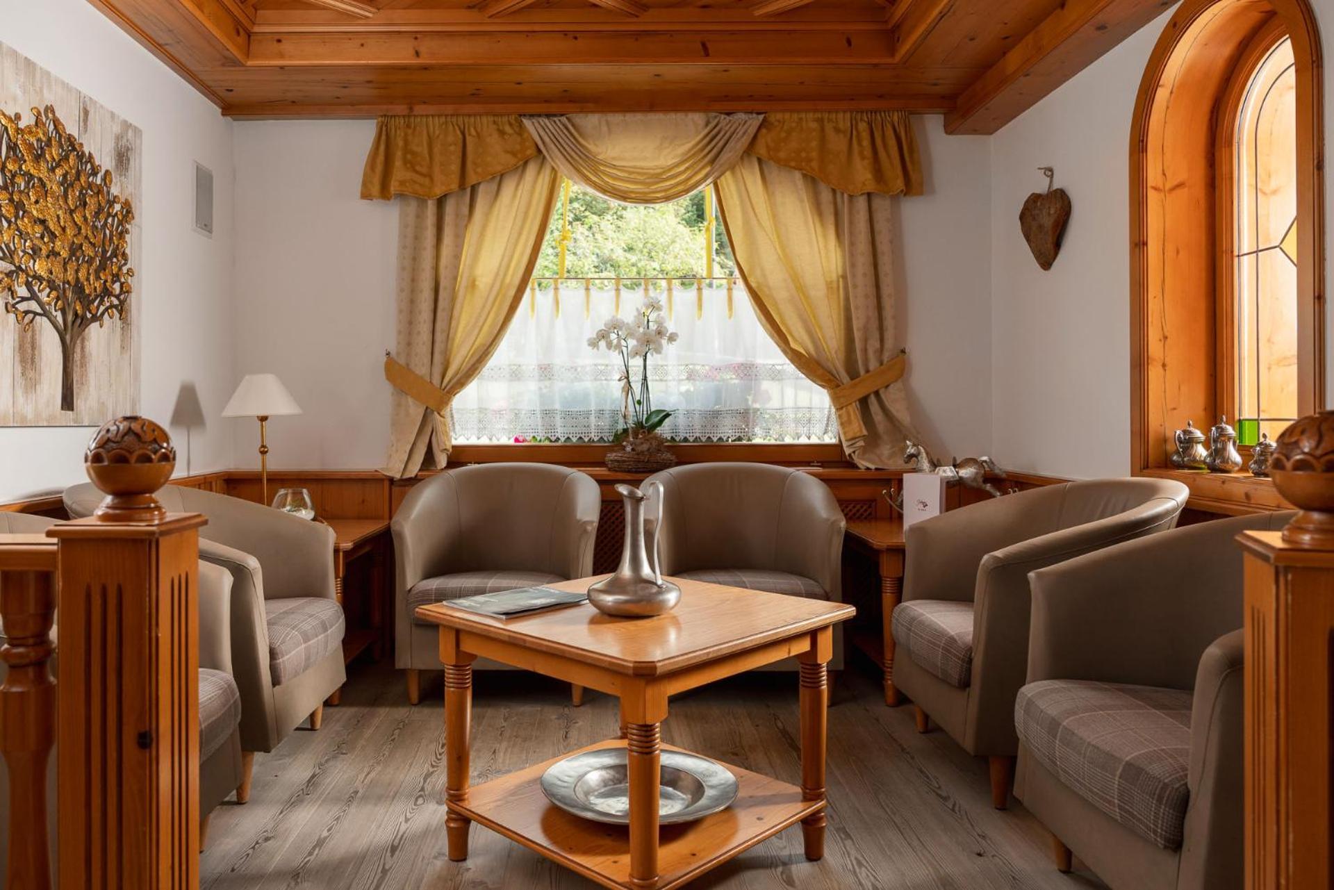 מדונה די קמפיליו Hotel Gianna מראה חיצוני תמונה